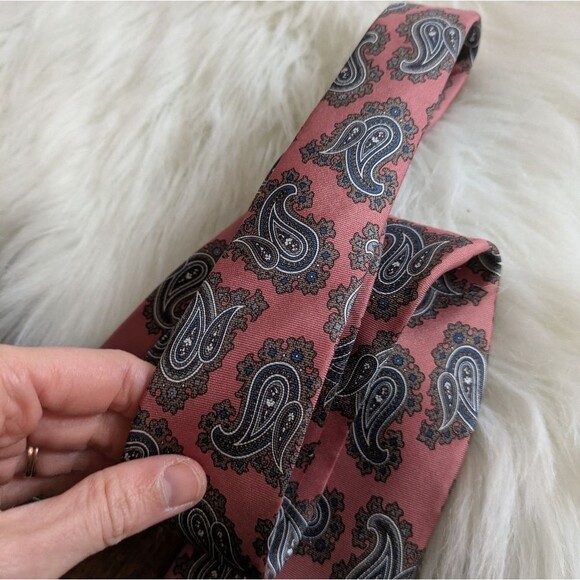 Vintage Christian Dior 100% Silk Men's Paisley Tie Necktie Made In USA - Picture 6 of 6